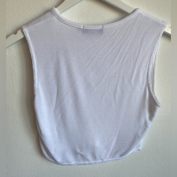 Pretty little thing crop top - Picture 3 of 3